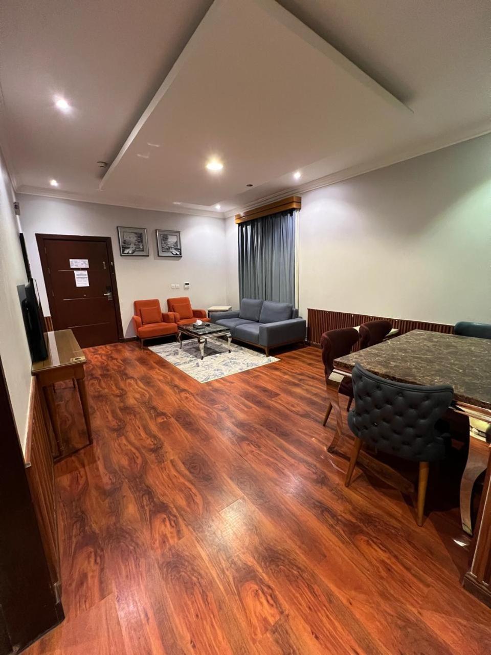 Al Masem Serviced - Exit 9 3*