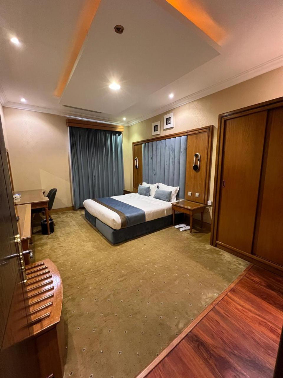 Aparthotel Al Masem Serviced - Exit 9